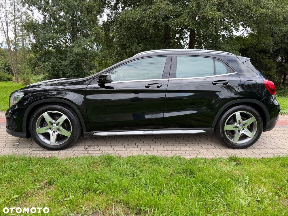 Mercedes-Benz GLA - 6