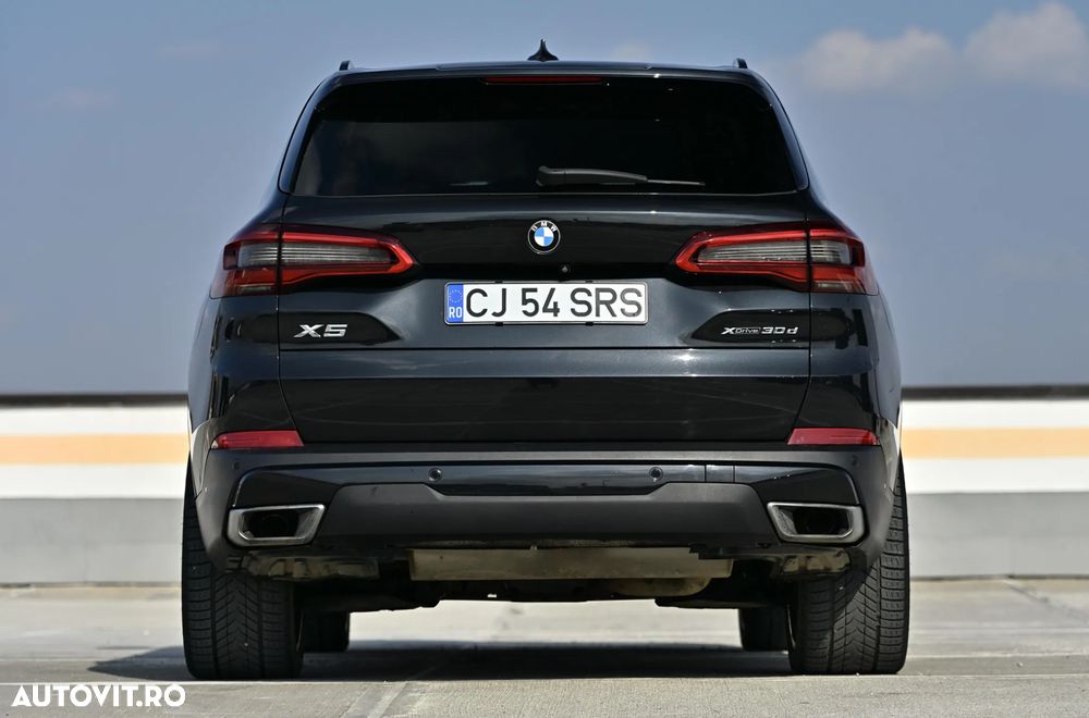 BMW X5 xDrive30d - 22