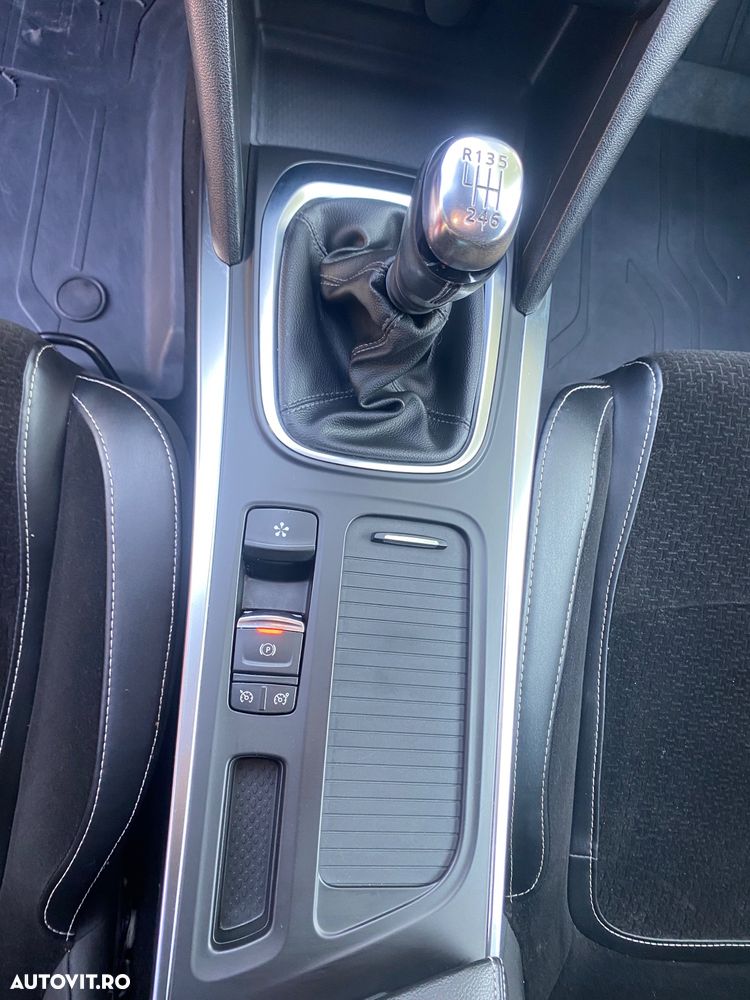 Renault Megane Energy dCi Zen - 22