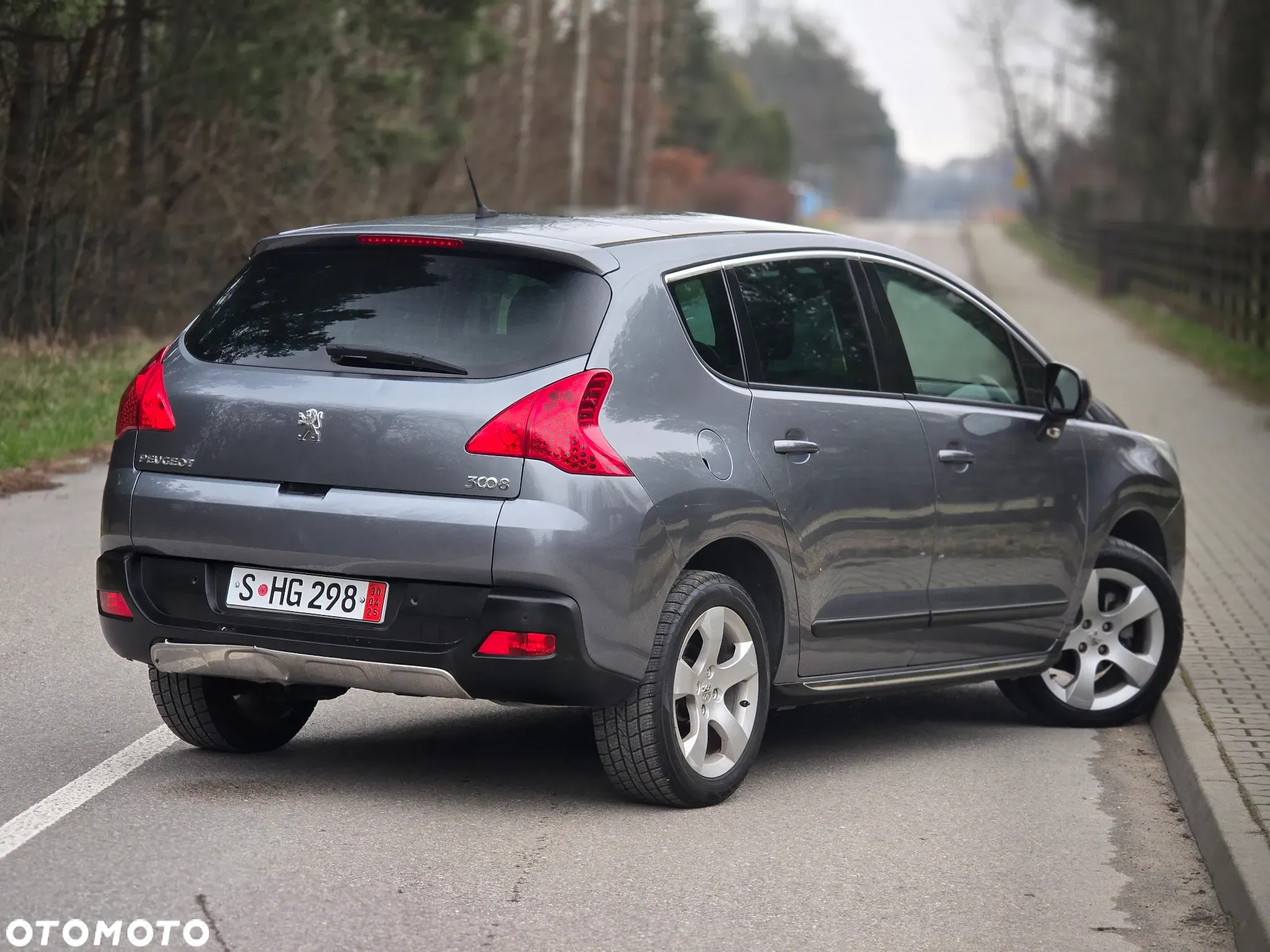 Peugeot 3008 1.6 HDi Premium - 4