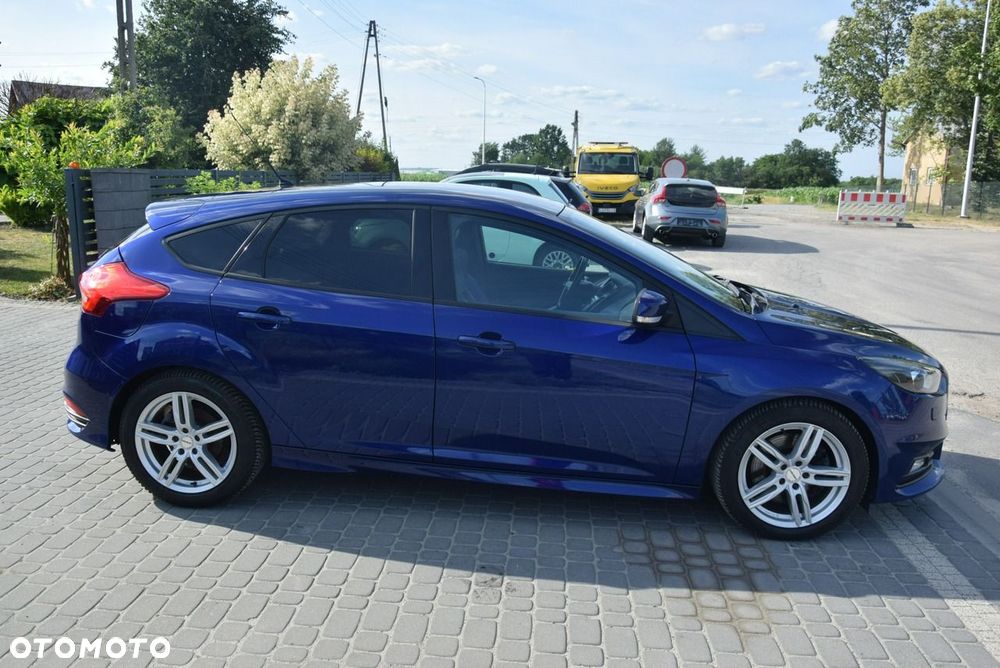 Ford Focus 2.0 TDCi ST - 14