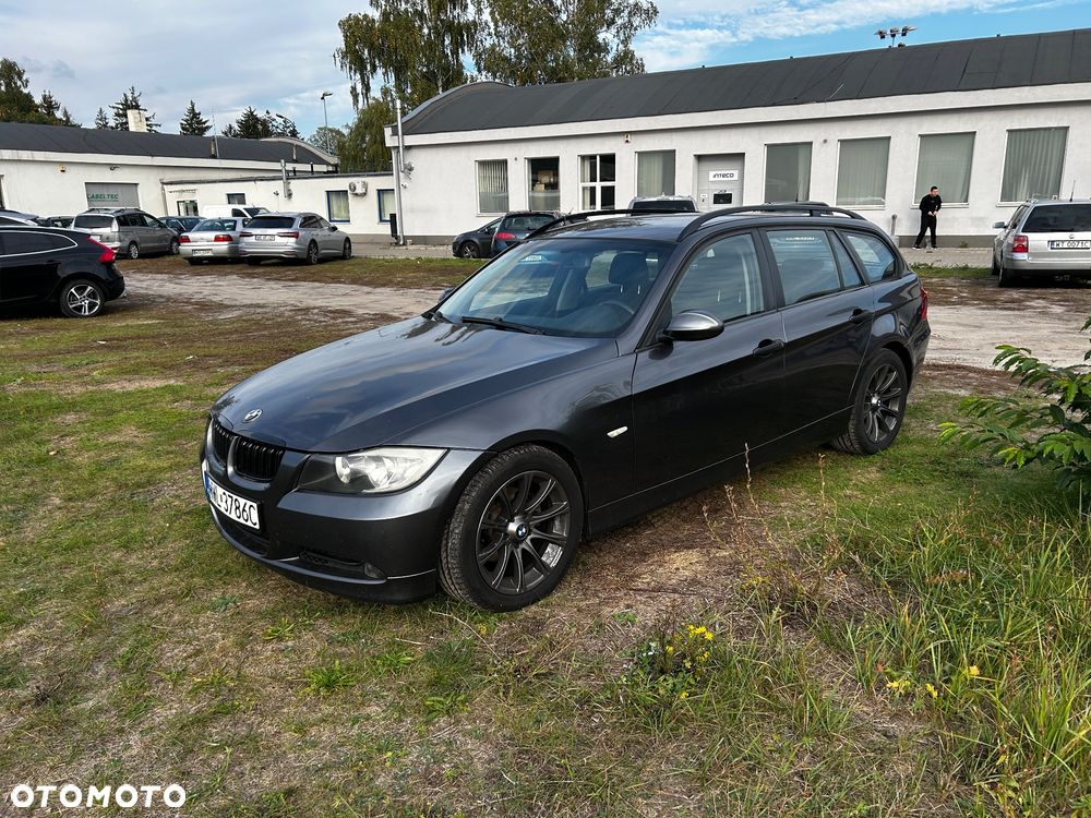 BMW Seria 3 320d DPF Touring - 5