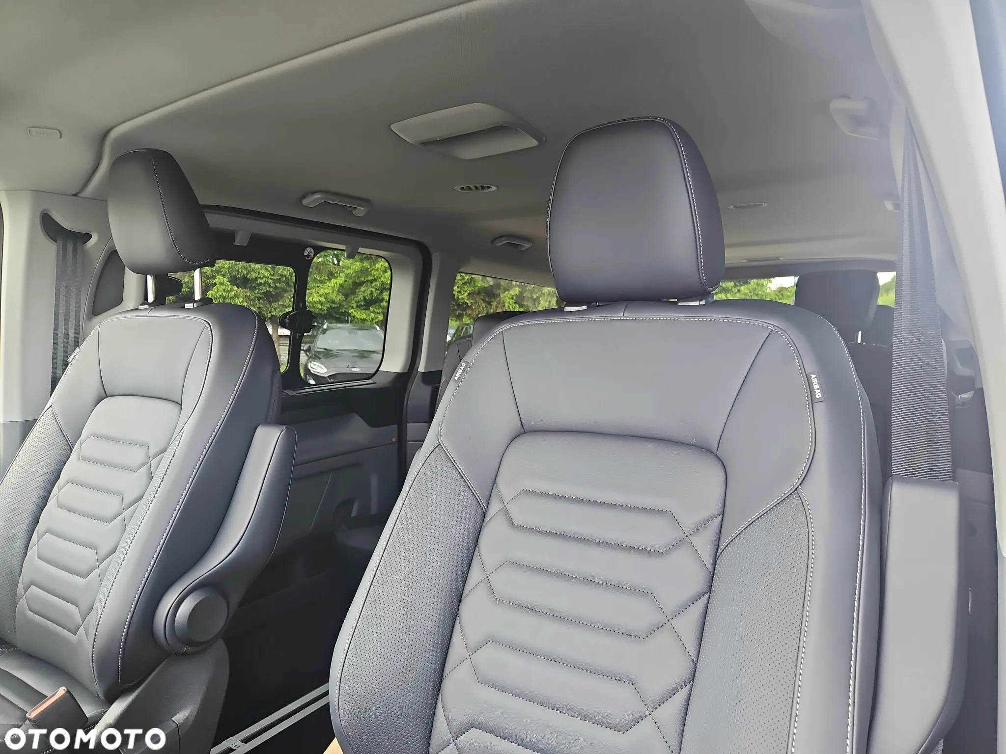 Ford Tourneo Custom 2.0 EcoBlue 320 L2 Titanium X - 11