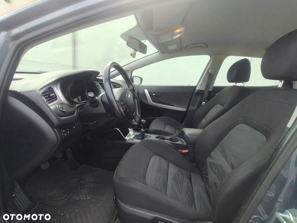 Kia Ceed 1.6 GDI Smart Plus - 12