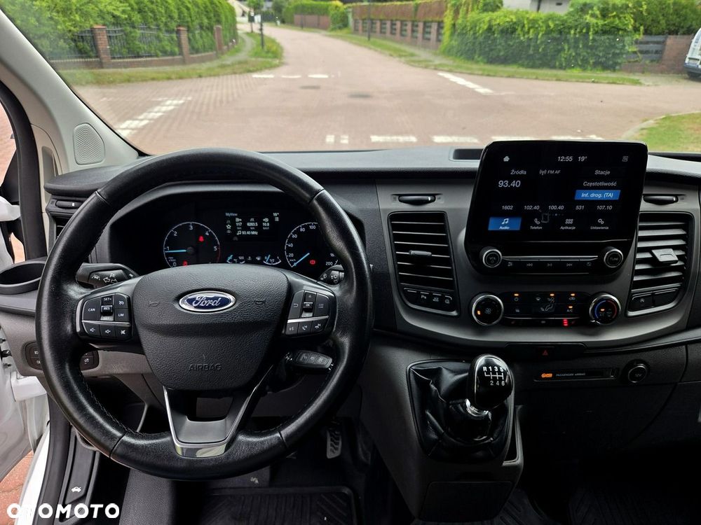 Ford Transit Custom - 11