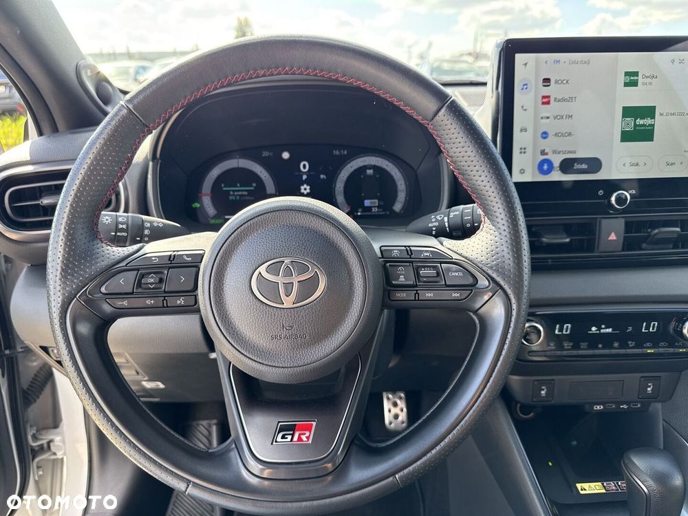 Toyota Yaris Hybrid 1.5 GR Sport - 19