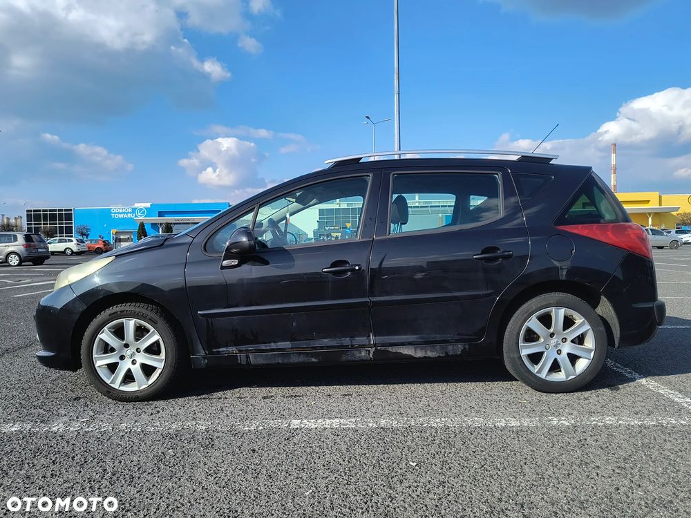Peugeot 207 - 7