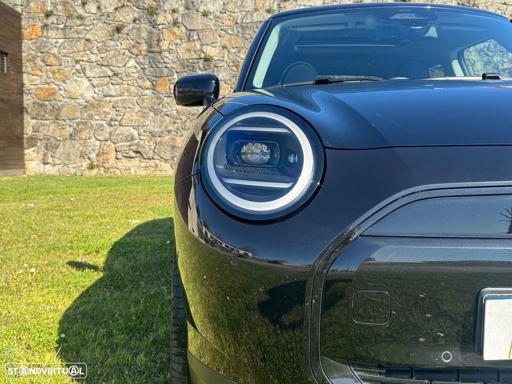 MINI 3 Portas Cooper E Favoured M - 11