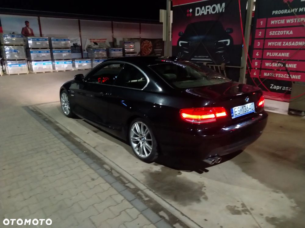 BMW Seria 3 325i - 1