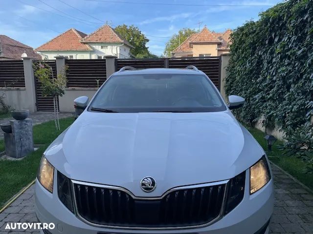 Skoda Octavia Combi Diesel 1.6 TDI Style - 4