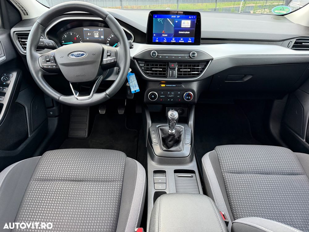 Ford Focus - 9