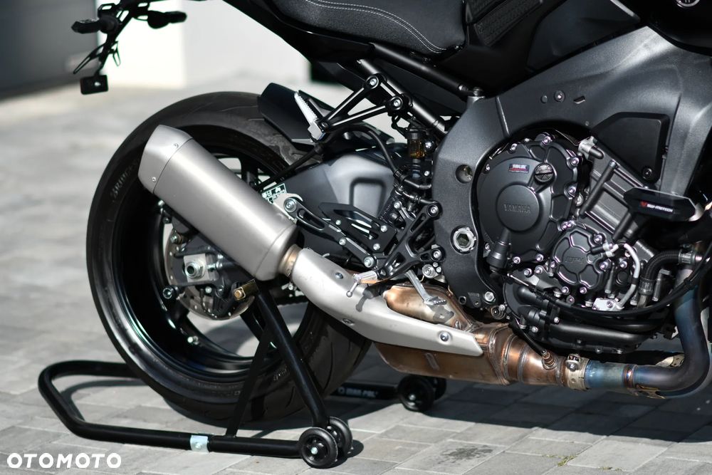 Yamaha MT - 12
