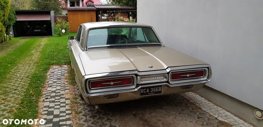 Ford Thunderbird - 2