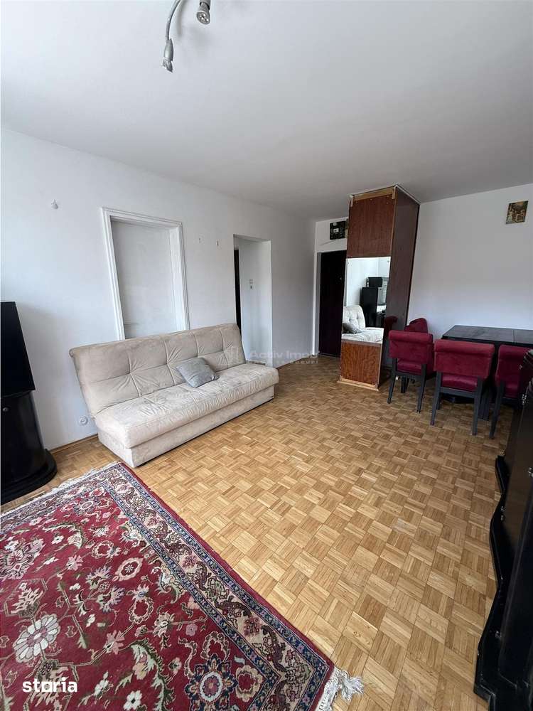 2 cam Radisson - Victoriei - Stirbei Voda — fotografia 3