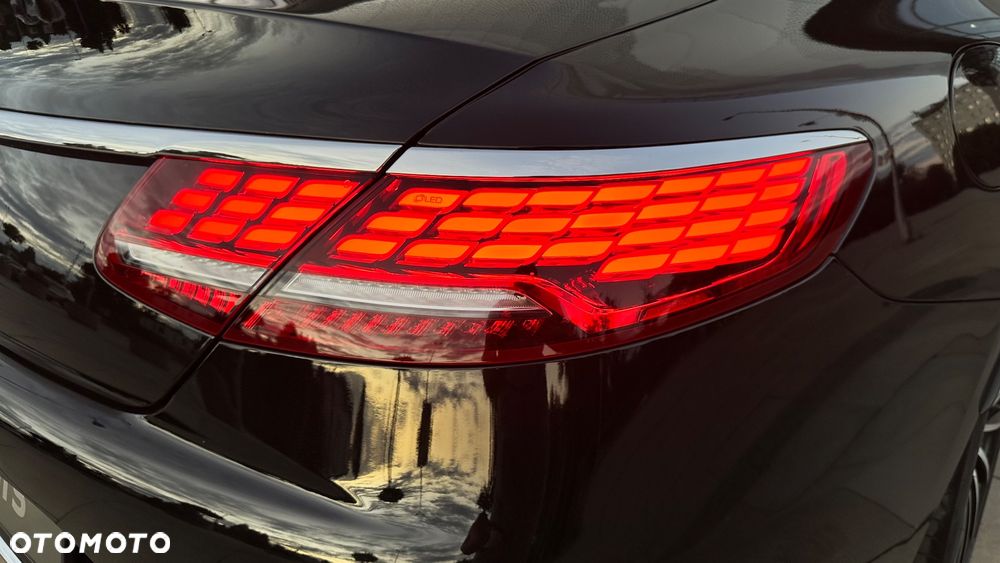 Mercedes-Benz Klasa S 560 Coupe 4-Matic 9G-TRONIC - 11