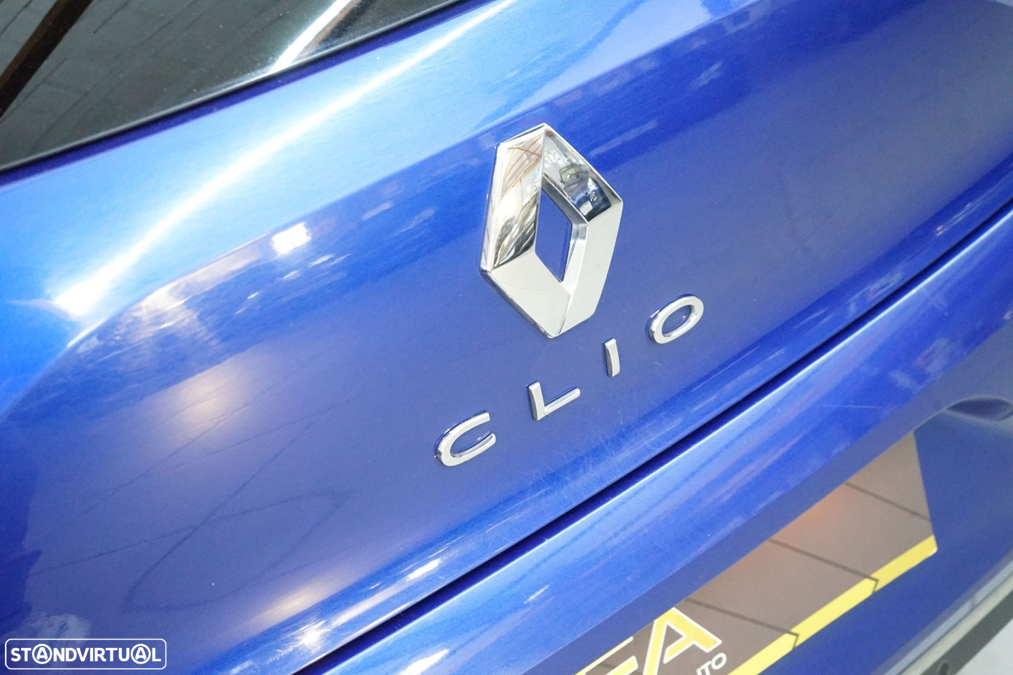 Renault Clio 1.0 TCe Intens - 12