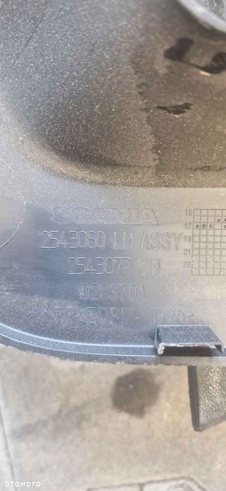 SCANIA R S NGT KIESZEŃ PÓŁKA WNĘKA KABINY - 2