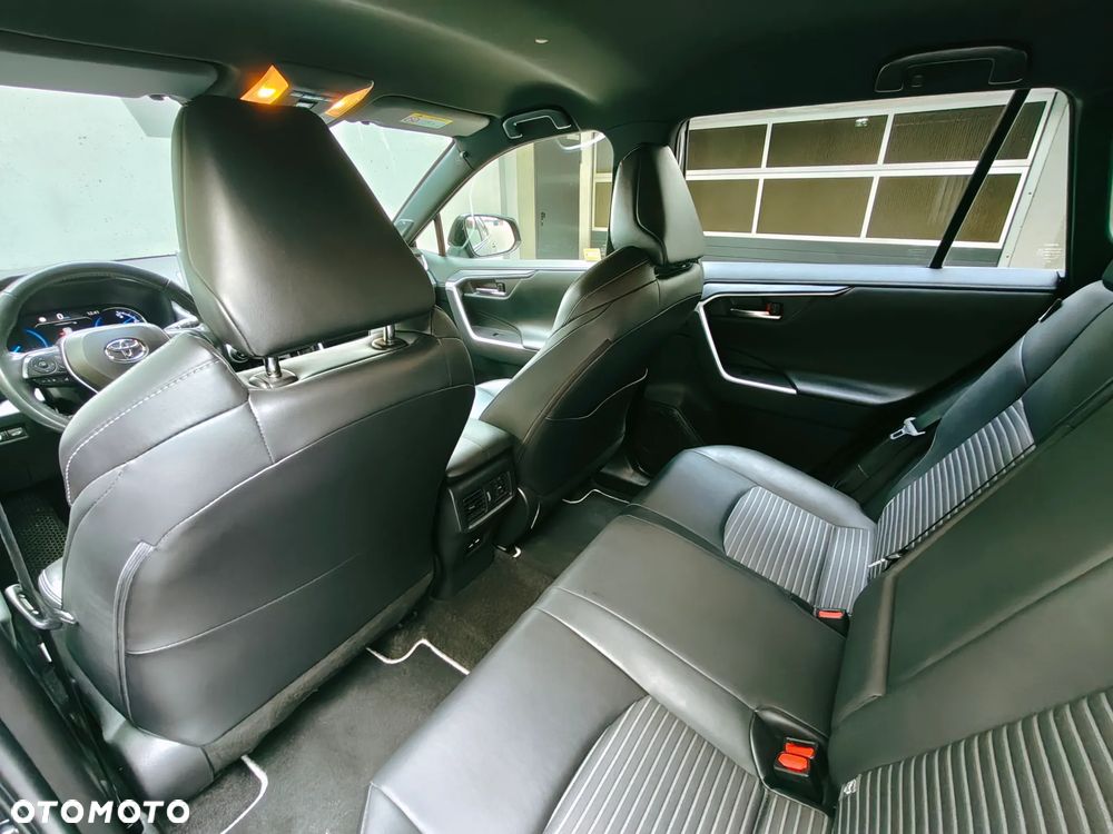 Toyota RAV4 2.5 Hybrid Black Edition by JBL 4x2 - 26