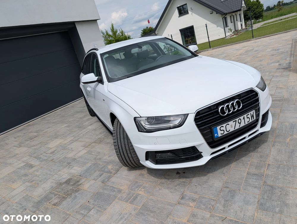 Audi A4 Avant 2.0 TDI DPF clean diesel multitronic S line Sportpaket - 3