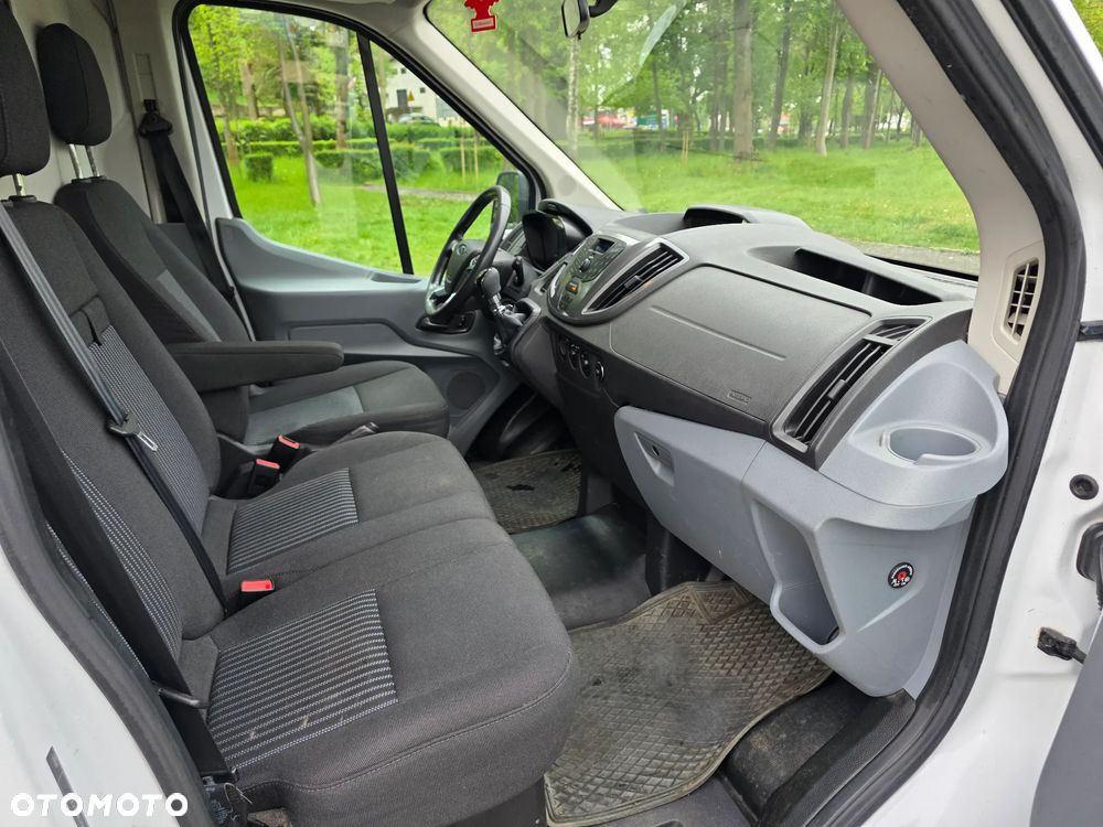 Ford Transit - 21