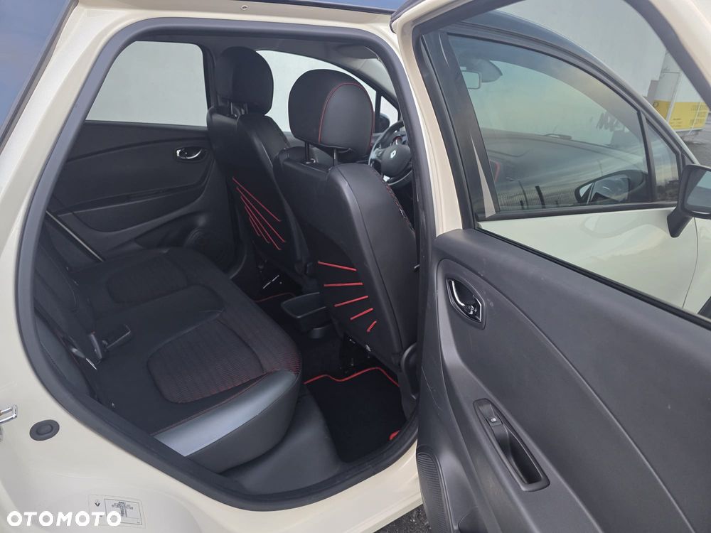 Renault Captur TCe 120 EDC Helly Hansen - 10