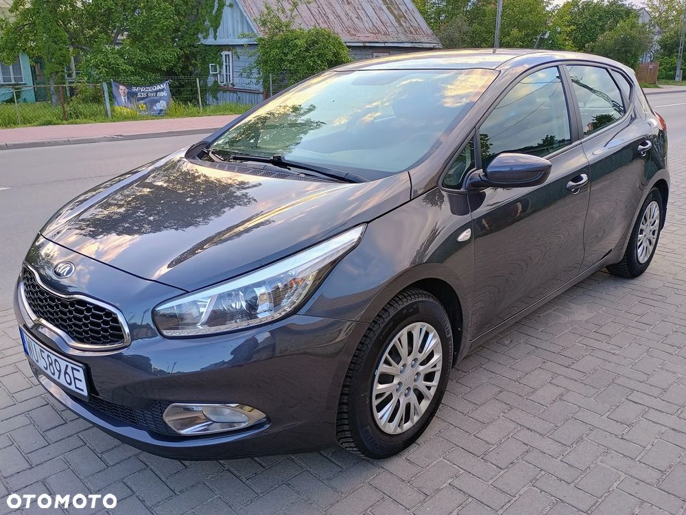 Kia Ceed 1.6 GDI S - 1