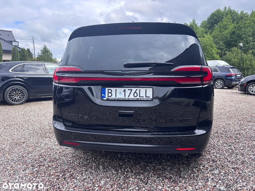 Chrysler Pacifica - 5