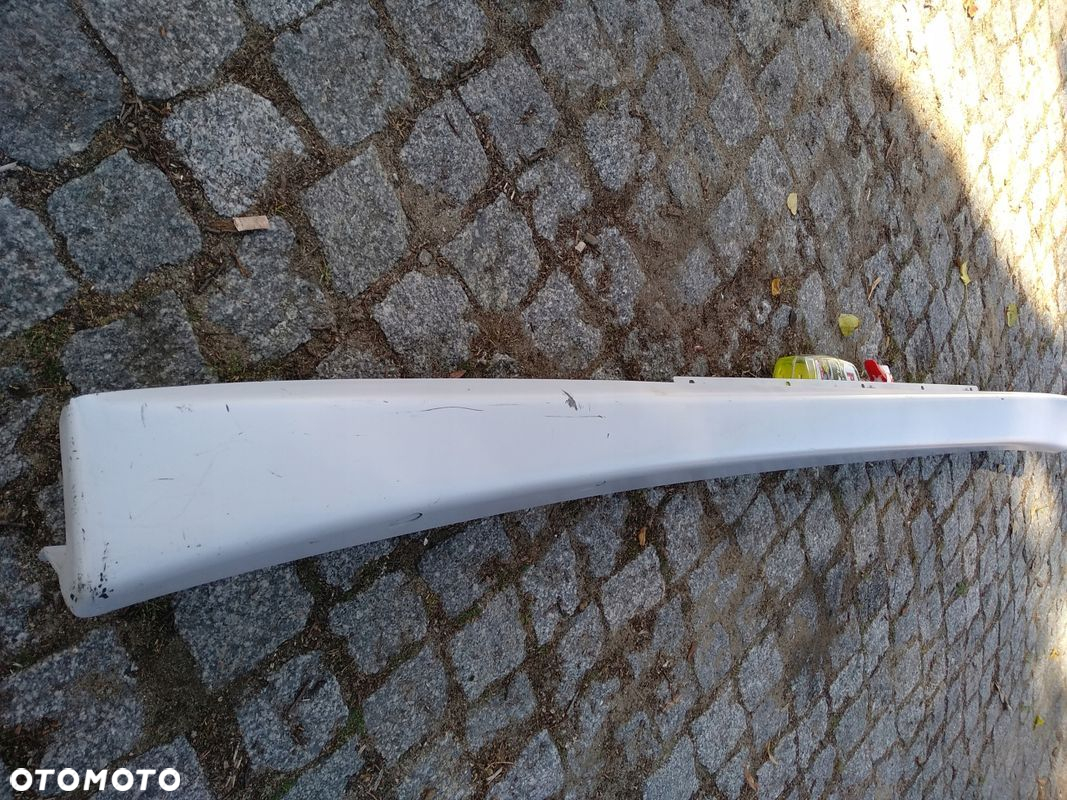 Próg listwa progowa Maseratti 4200 GT M138 - 2