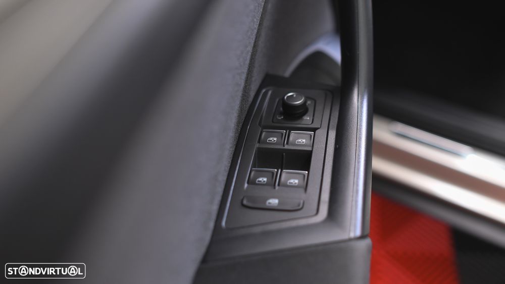 VW T-Roc 1.5 TSI OPF DSG Move - 52