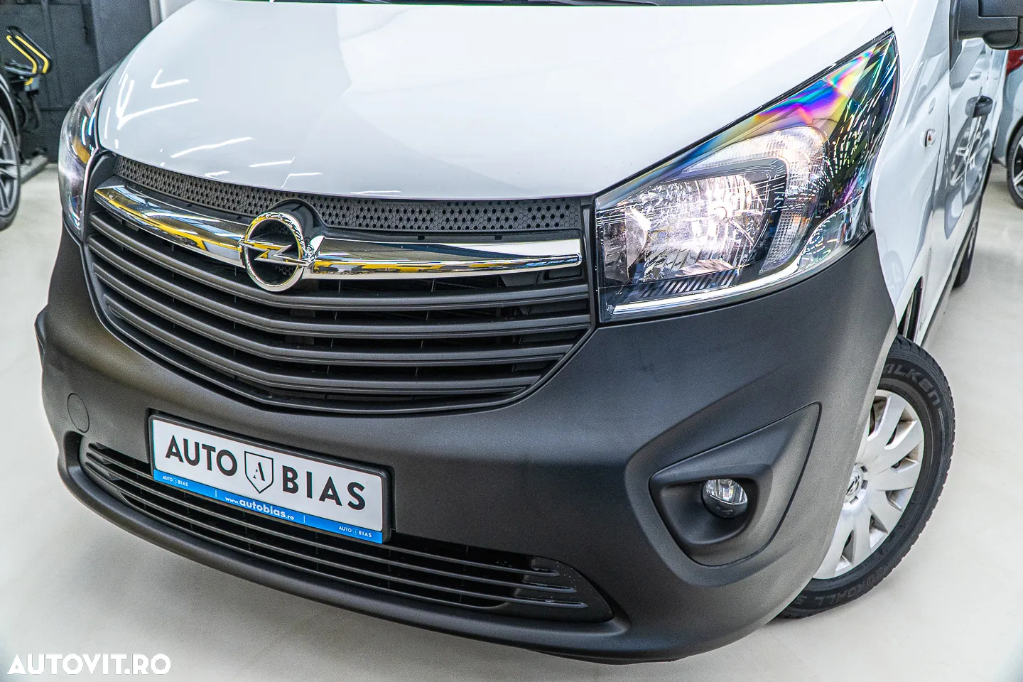 Opel Vivaro 1.6 D (CDTI) L1H1 - 11