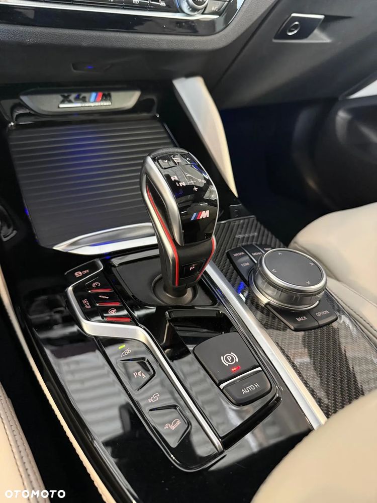 BMW X4 xDrive M - 13