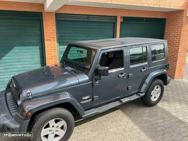 Jeep Wrangler Unlimited 2.8 CRD ATX Sahara Limited - 33