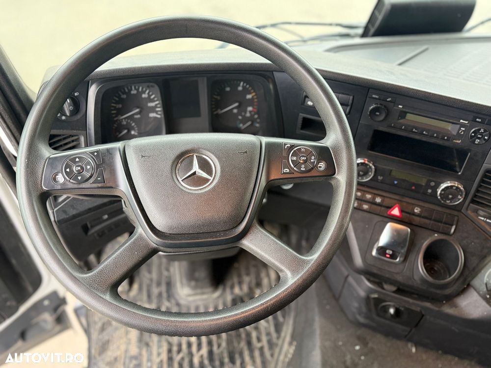 Mercedes-Benz Arocs 4142 - 6