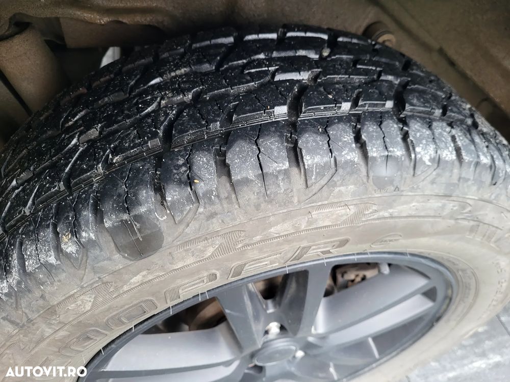 Jeep Grand Cherokee - 11