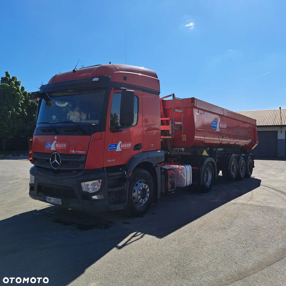 Mercedes-Benz Actros - 1