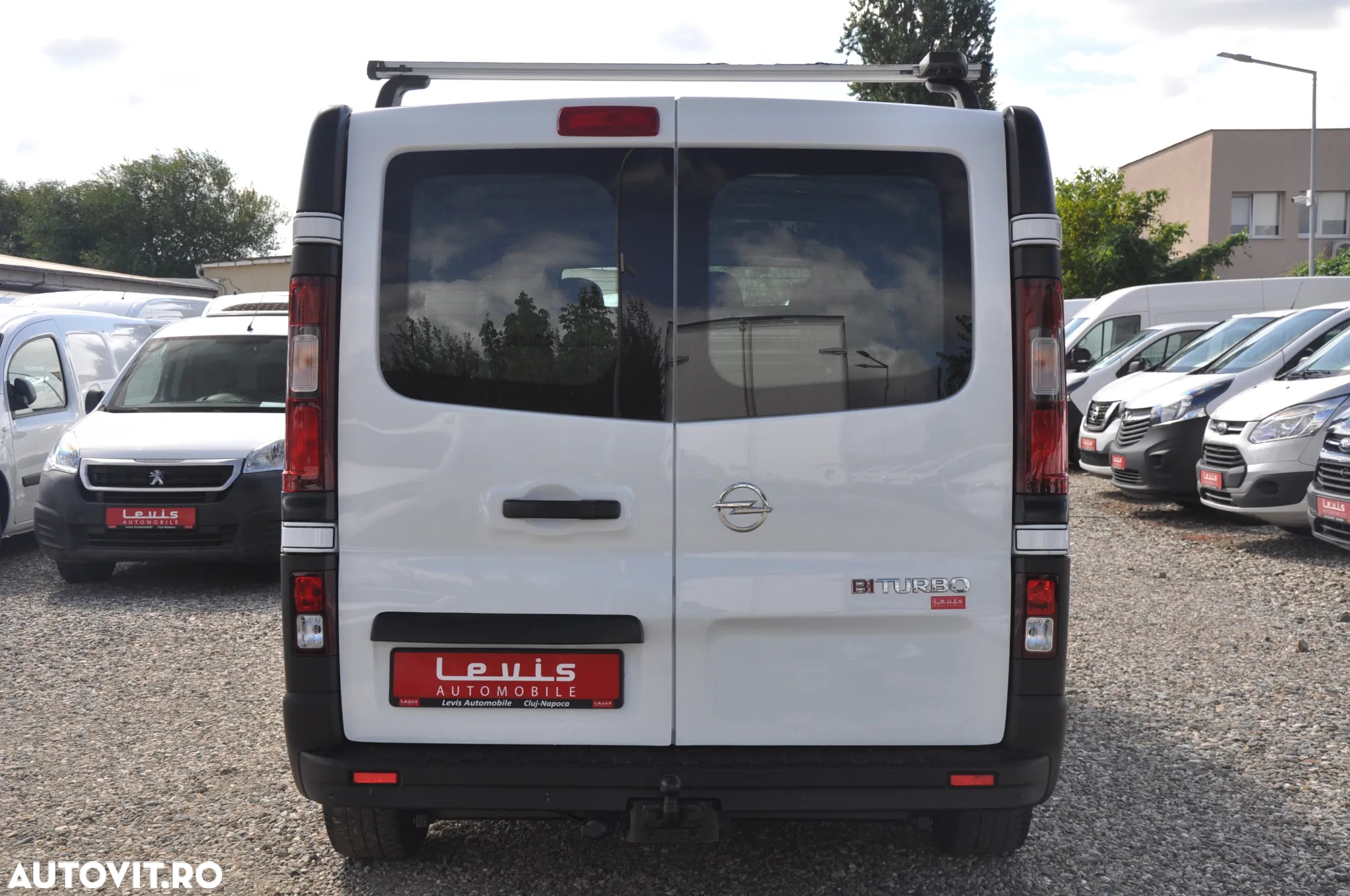 Opel Vivaro L2H1 Van - 5