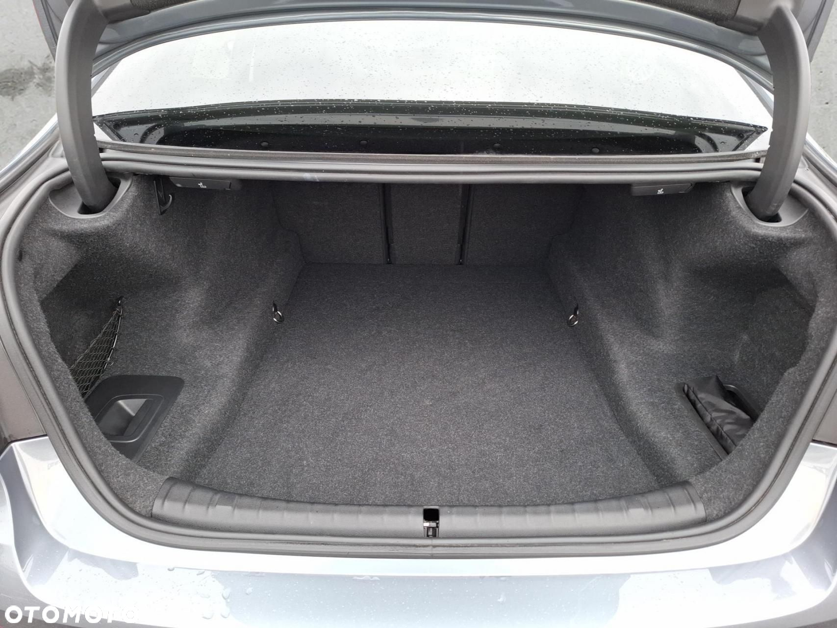 BMW Seria 5 - 17