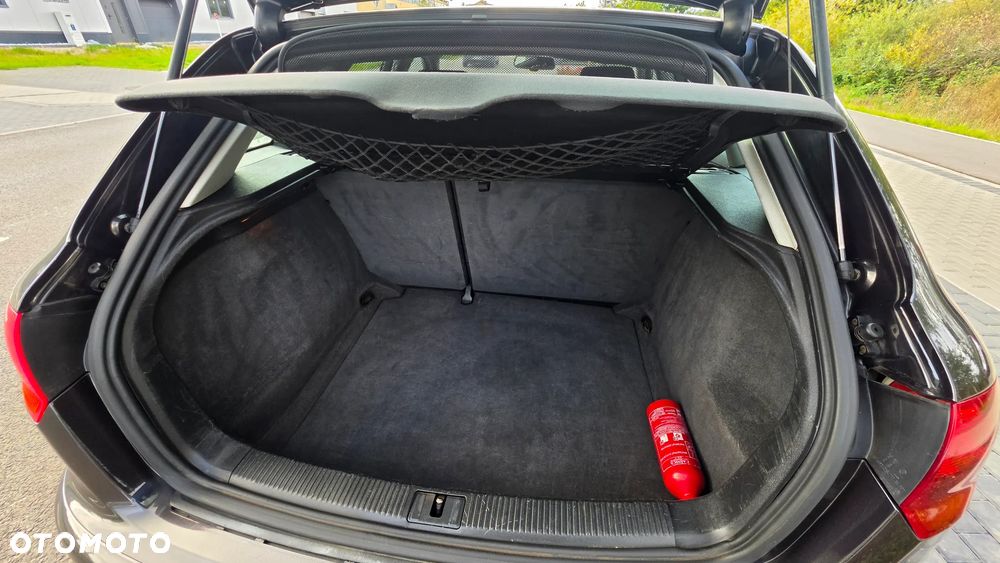 Audi A3 Sportback 2.0 TDI Ambiente S tronic - 8