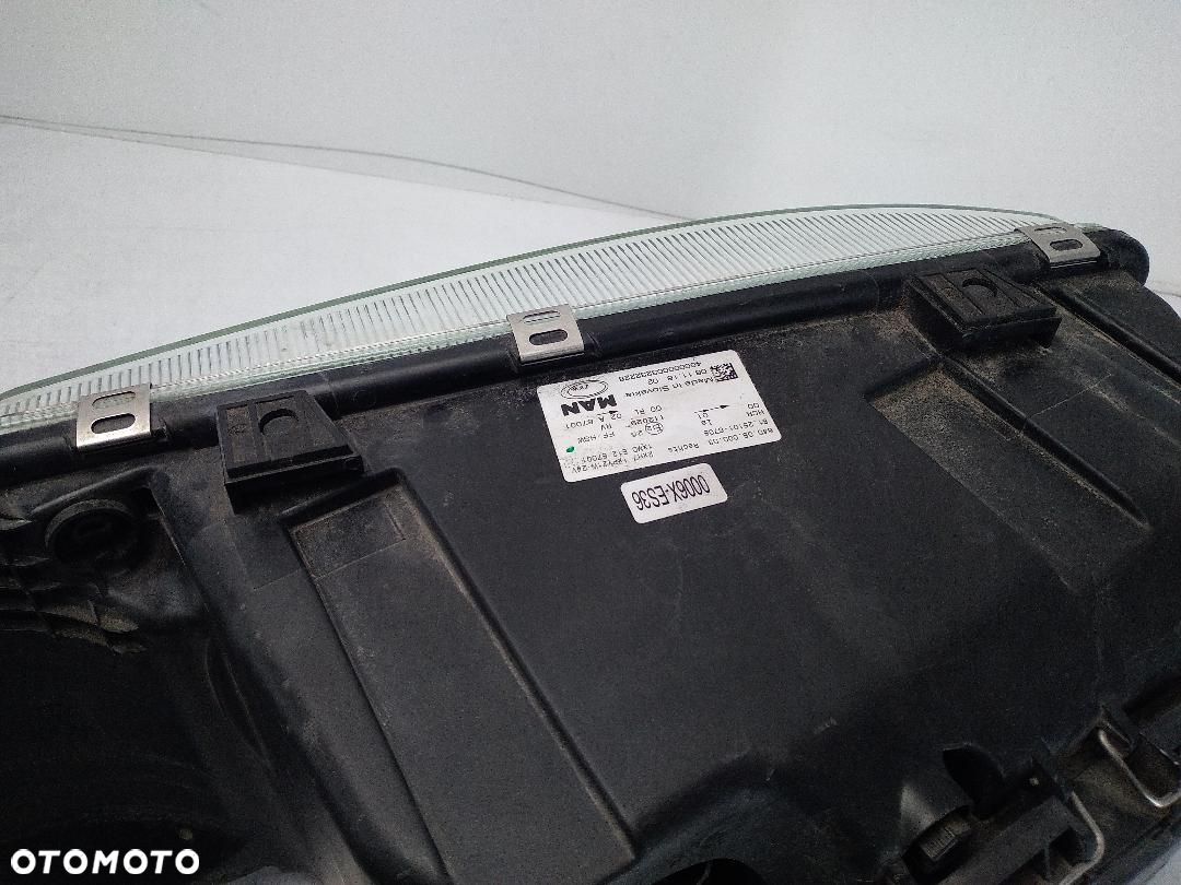 LAMPA PRZÓD PRAWA LED MAN TGX TGS 81251016708 - 3
