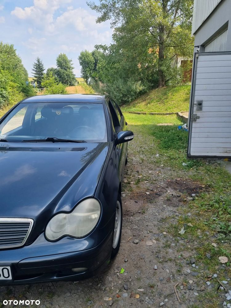 Mercedes-Benz Klasa C 180 Classic - 3