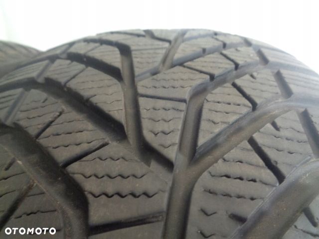 4X YOKOHAMA BLUEARTH V905 225/55R19 99V - 5