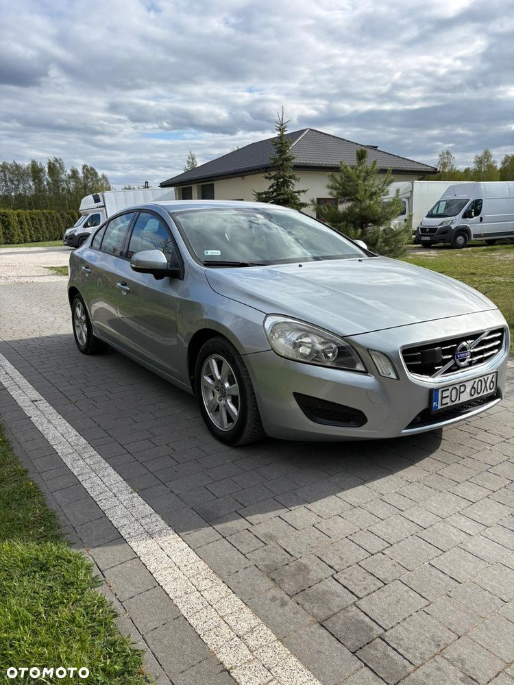 Volvo S60 - 3