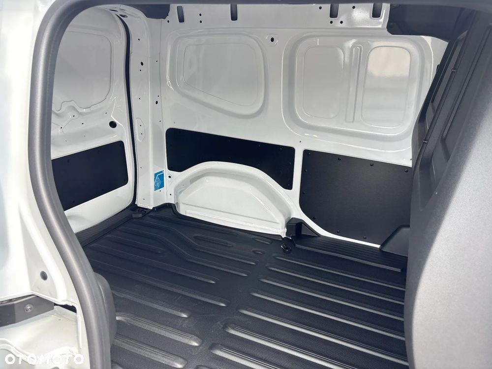 Renault KANGOO VAN - 17