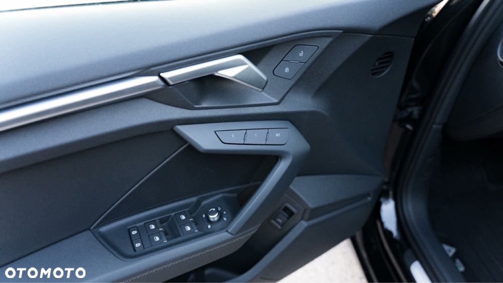 Audi A3 Sportback - 3