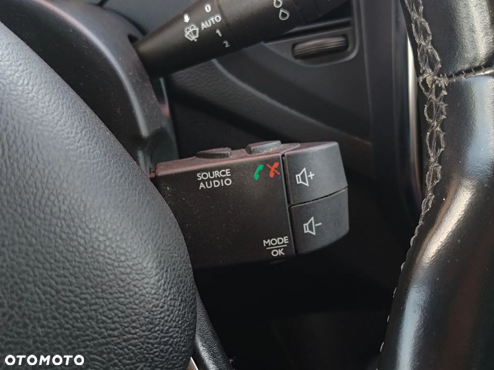 Renault Captur 0.9 Energy TCe Intens - 22