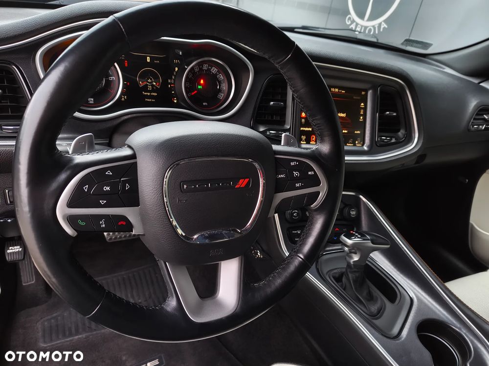 Dodge Challenger - 20