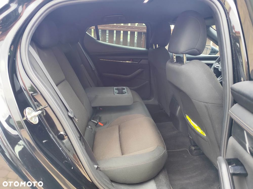 Mazda 3 e-SKYACTIV-G 2.0 M HYBRID DRIVE - 8