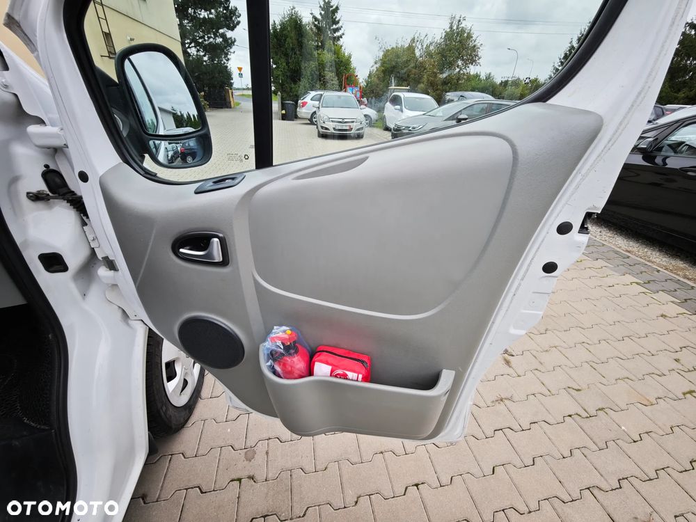 Renault Trafic L1H1 Passenger Lux - 35