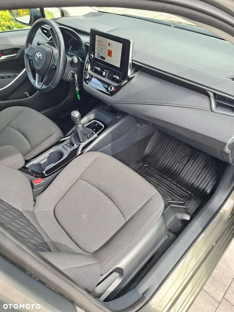 Toyota Corolla 1.5 Comfort - 13