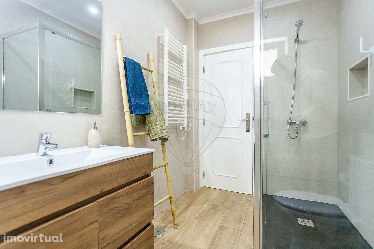 Moradia T4 para venda - Grande imagem: 3/44